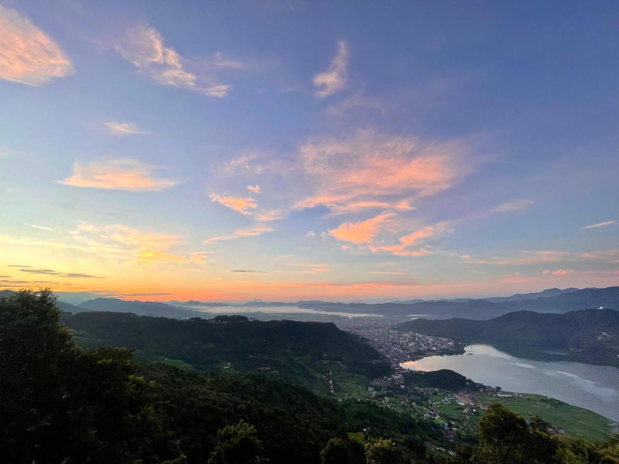 Hom'S Homestay & Farmstay Sarangkot Pokhara Esterno foto